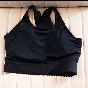 Zyia activewear sports bra size
Medium black minimalist